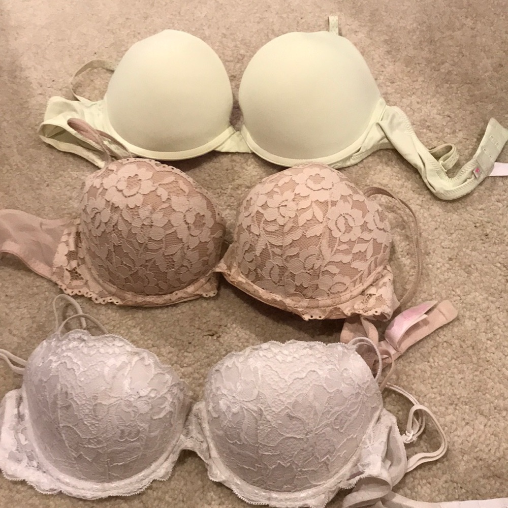 VS/PINK Bundle of 34c bras
